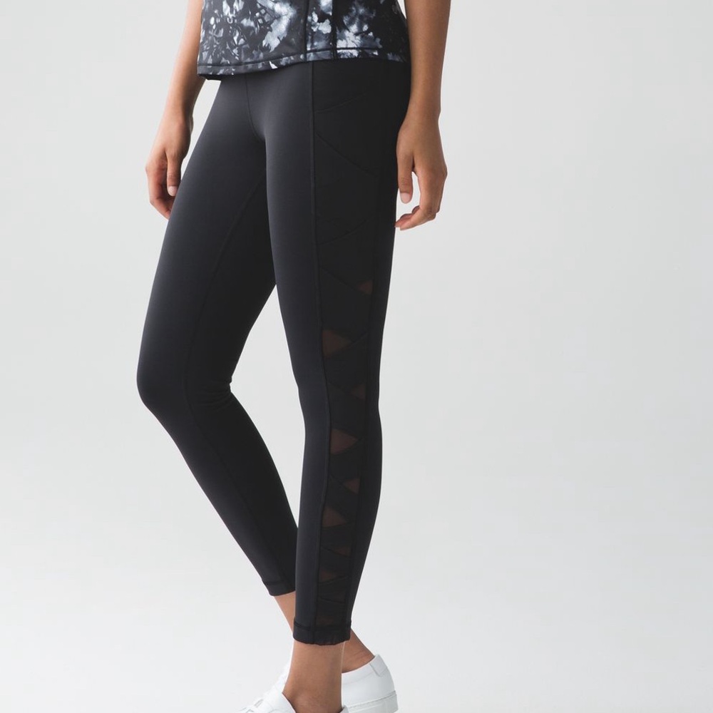 Lululemon 8 Rise and Flow Pant/Legging Luxtreme
